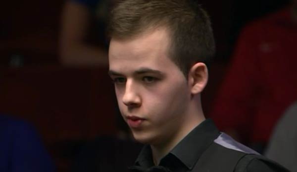 一场强度不 一场强度不